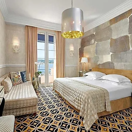 Hotel Belles Rives 5*